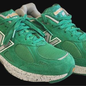 NEW BALANCE 990V3 BOSTON MARATHON SHAMROCK